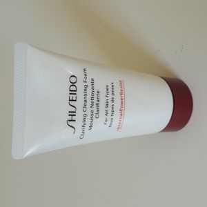 Shiseido Clarifying Cleansing Foam travel size
